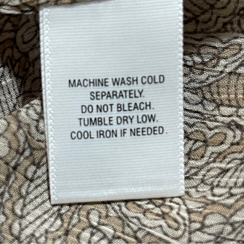 Apostrophe Sheer Layering Leaf Pattern Half Butto… - image 8